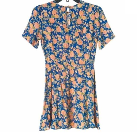 Revolve Tularosa Dress XS Iris Floral Fit Flare Spring Vacation Trip Party Vaca - Picture 15 of 15